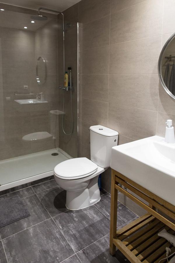 Central Apartment Barcelona Bagian luar foto