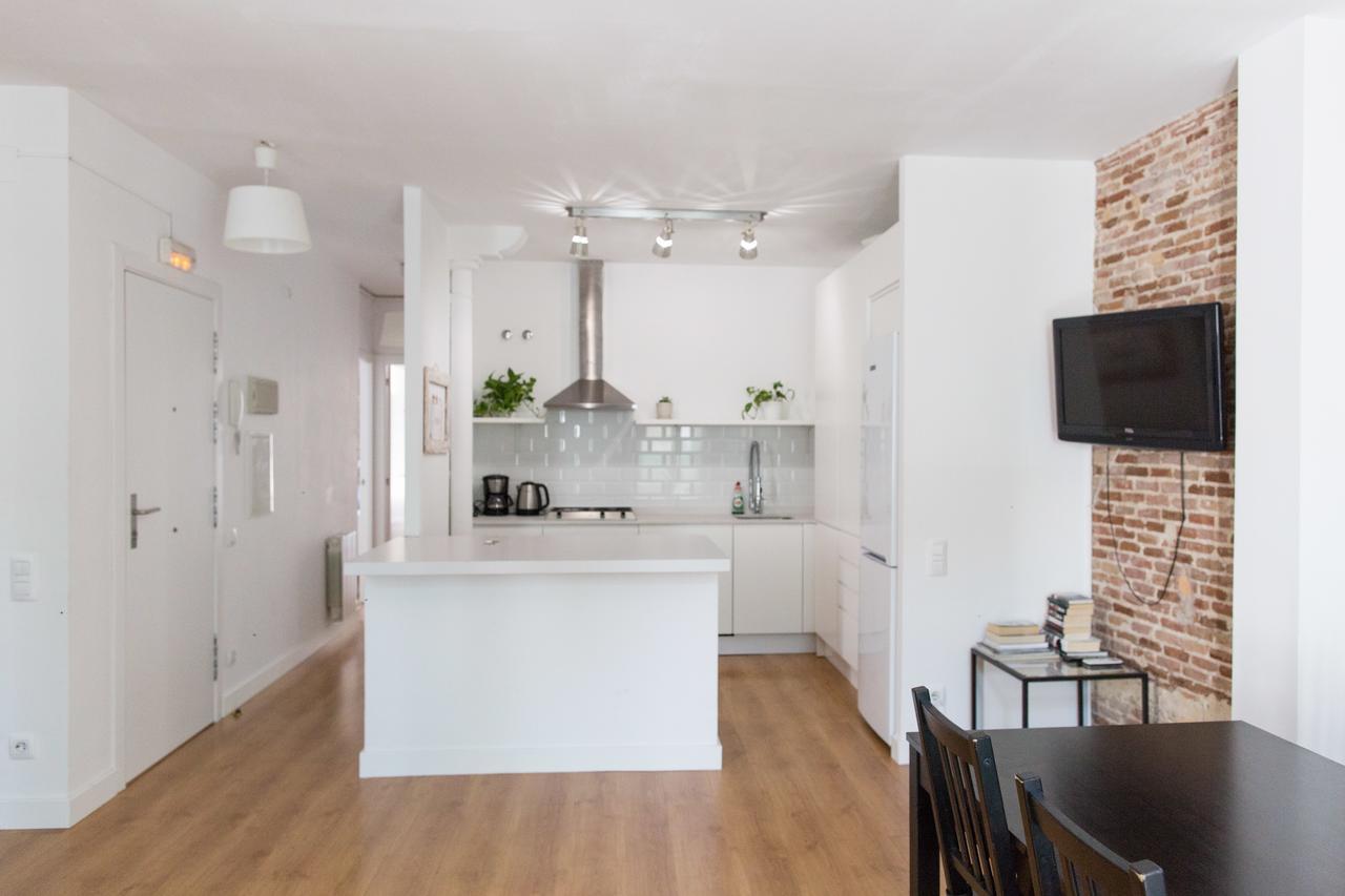 Central Apartment Barcelona Bagian luar foto